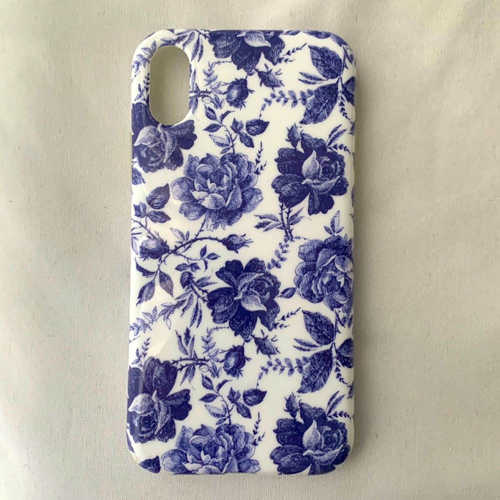 ☁️iPhone XR casely phone case☁️